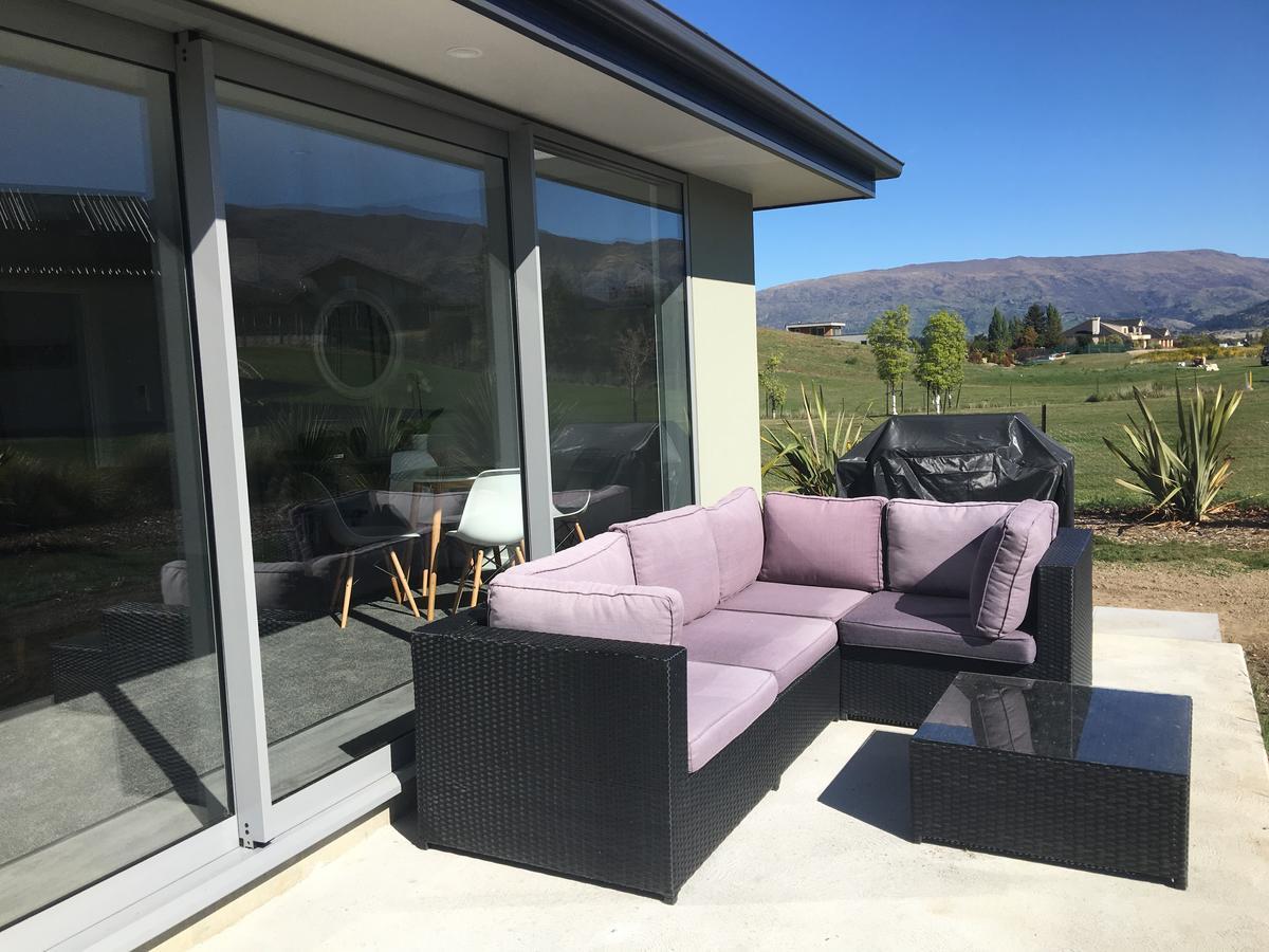 Minaret Ridge Retreat Hotell Wanaka Exteriör bild